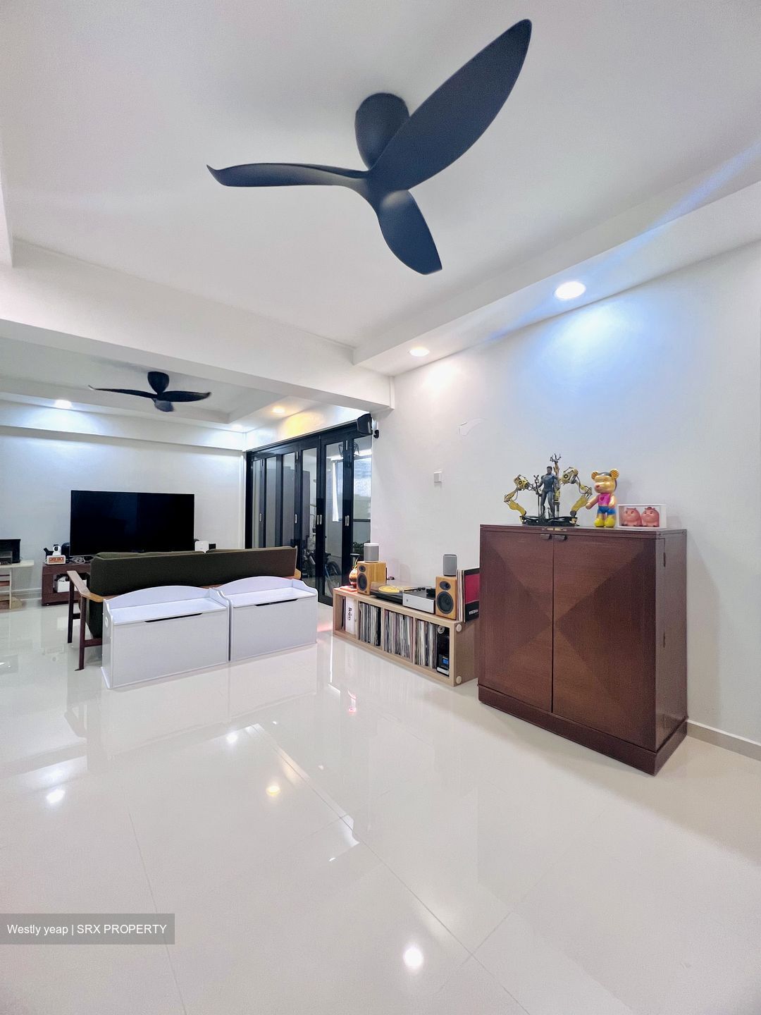 Blk 297A Compassvale Green (Sengkang), HDB Executive #489902371